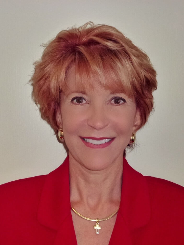 Lynda Davis